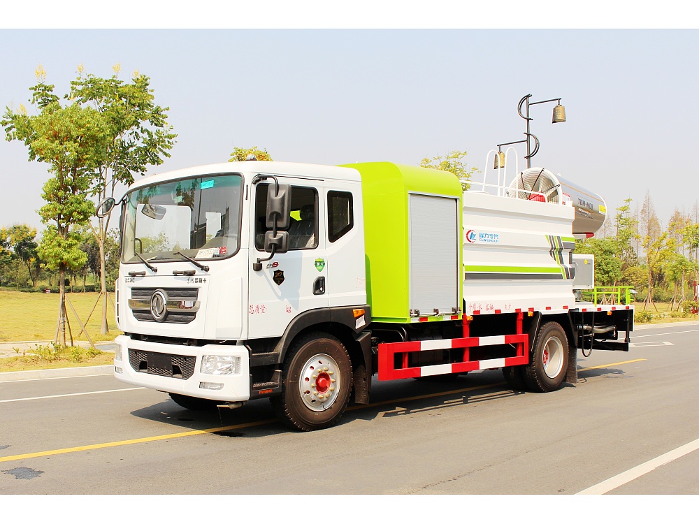 東風(fēng)多利卡D9霧炮車(國(guó)六10立方/50-100米霧炮)