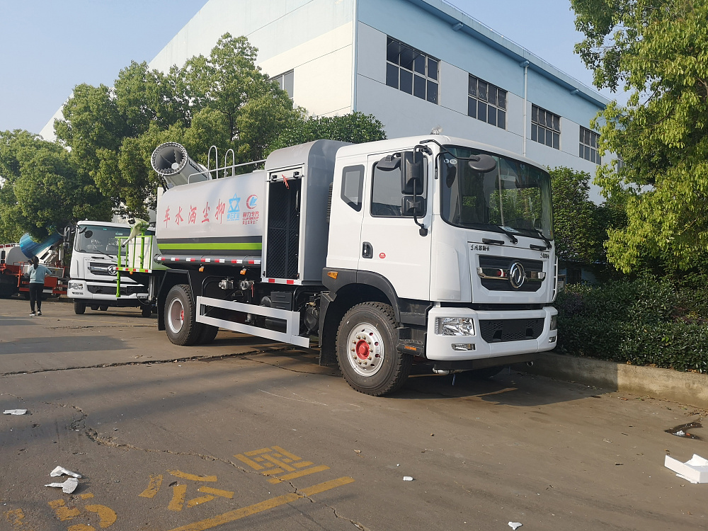 東風(fēng)D9抑塵車(國(guó)五10立方/50-100米霧炮)