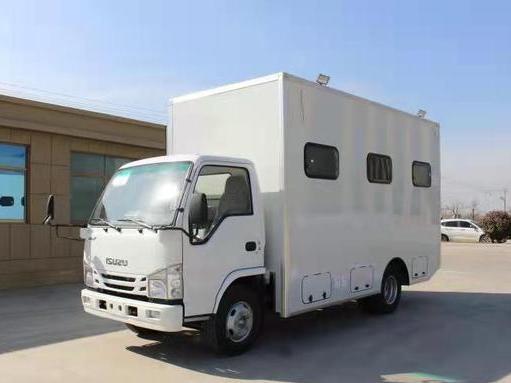 慶鈴五十鈴移動(dòng)廁所車(chē)